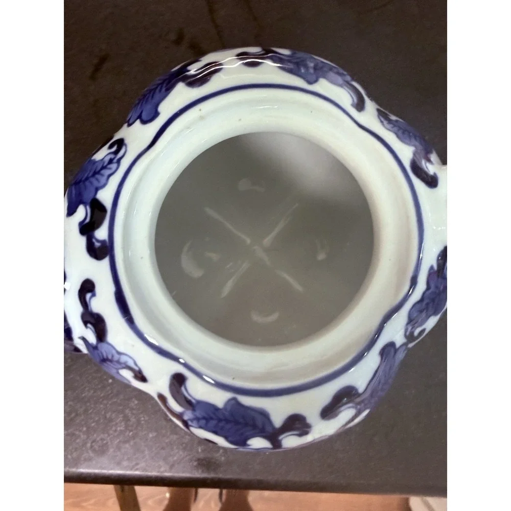 Vintage Chinese Modern Contemporary Export Blue & White Blue White Teapot